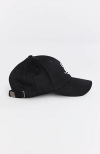 Siksilk Essential Pitcher Cap - Black