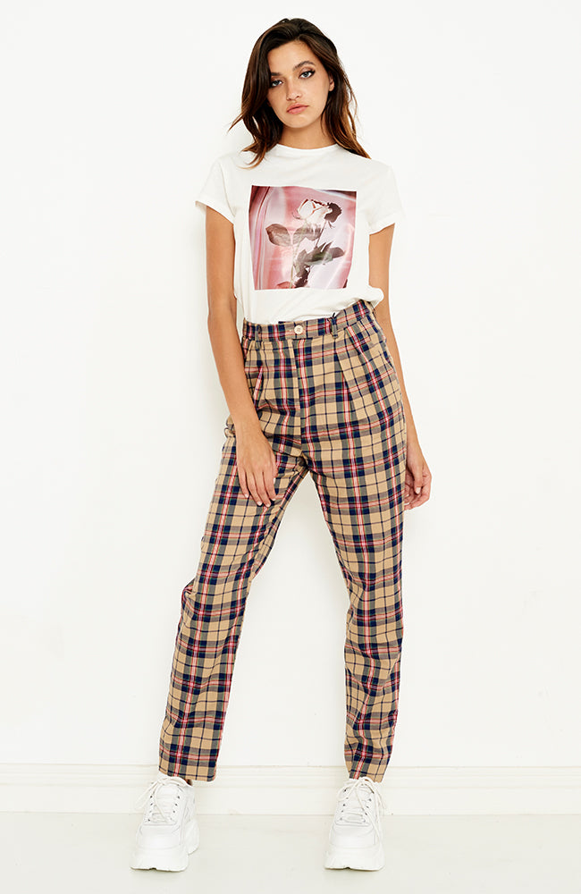 Nana Judy Rose T-Shirt - Ivory